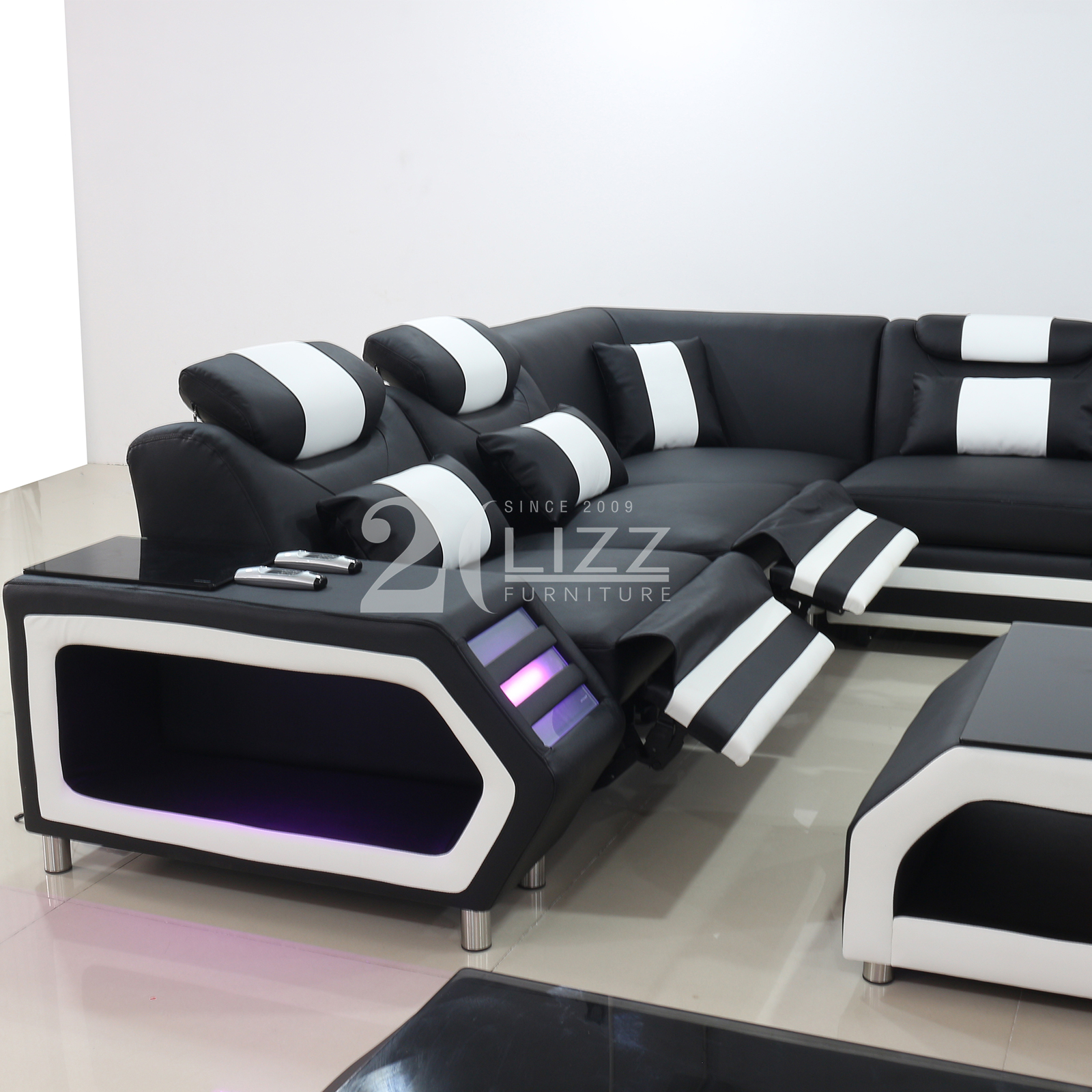 Modern Power Recliner Leather Sectional Sofa with Sofa Bed from China